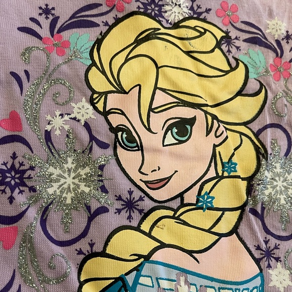 Disney Frozen, lavender T-shirt with Elsa on the front m. Purple ruffles, 24 mo. - Picture 3 of 7